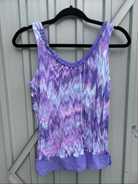Simply Vera Vera Wang Tops - Simply Vera Vera Wang Purple Tie-Dye Ruffle Trim Tank